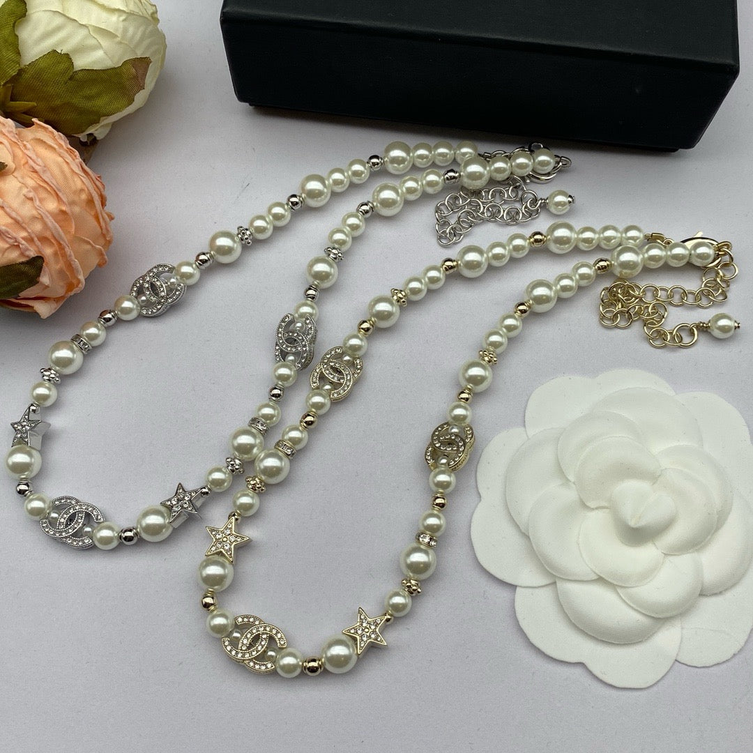 Stella pearl necklace