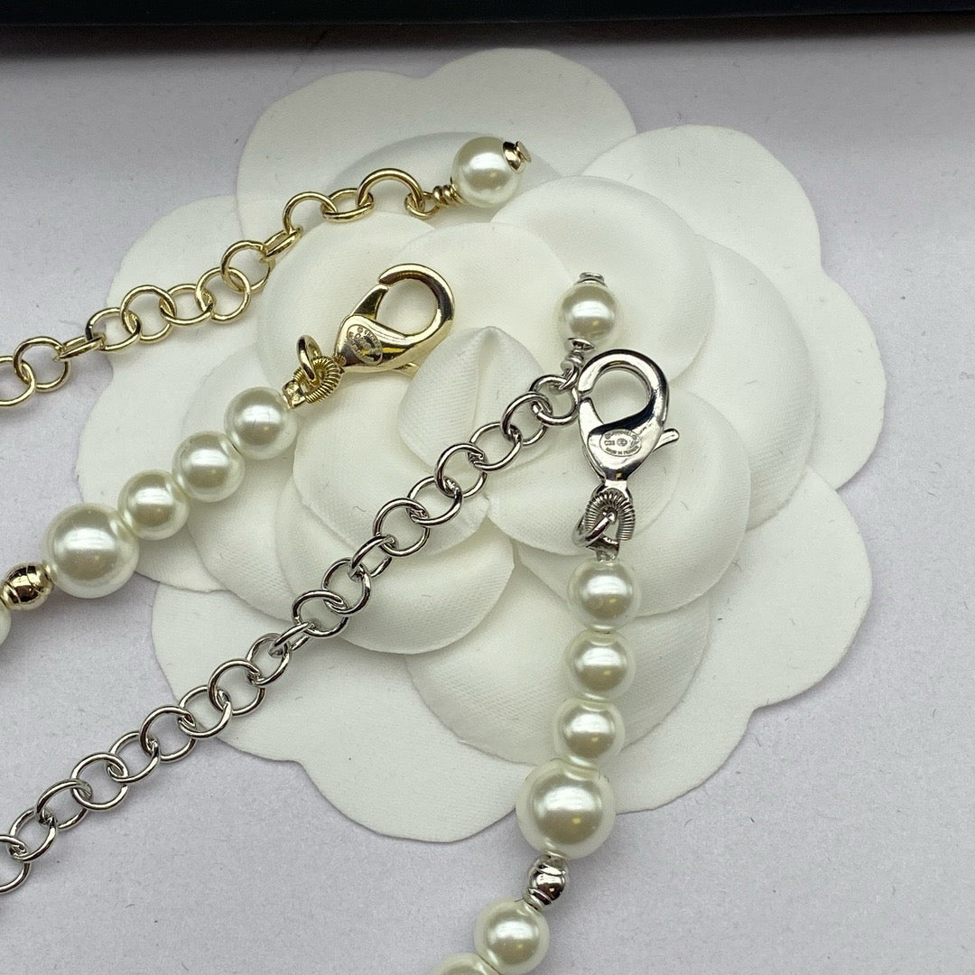 Stella pearl necklace