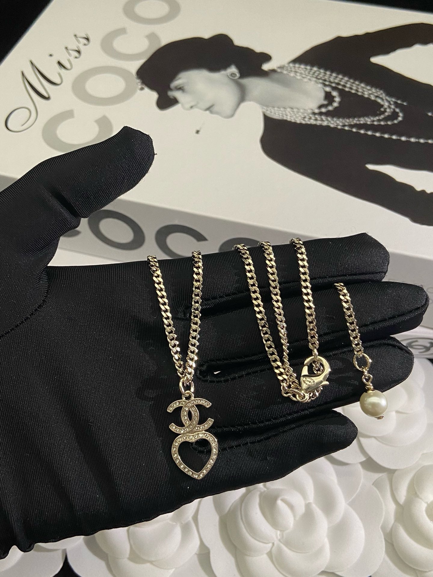 Coco heart necklace