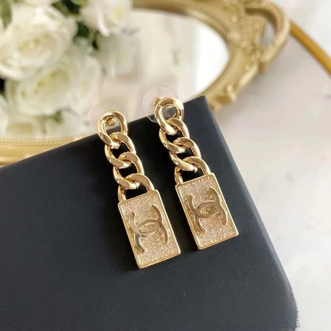 Cici zip earrings