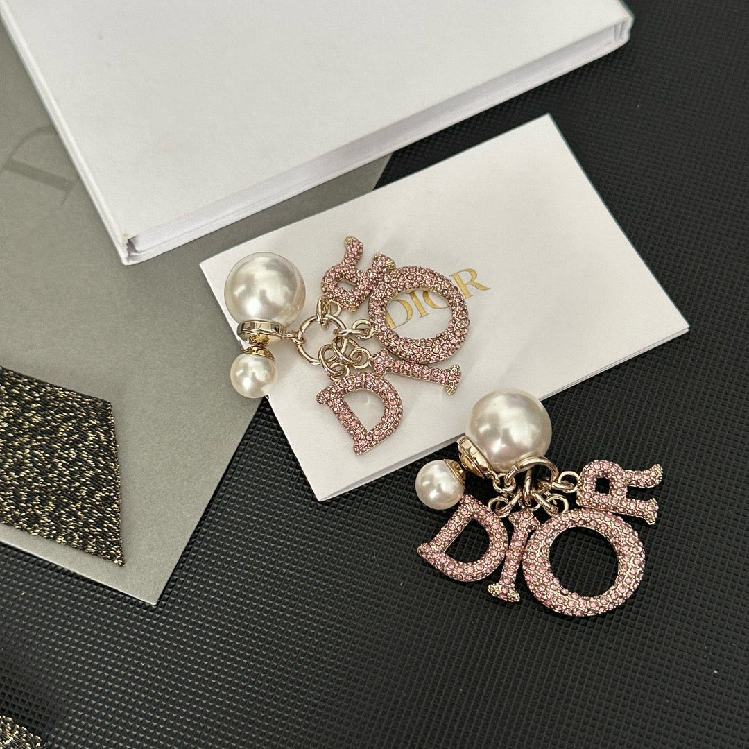 Cindy D pearl earrings