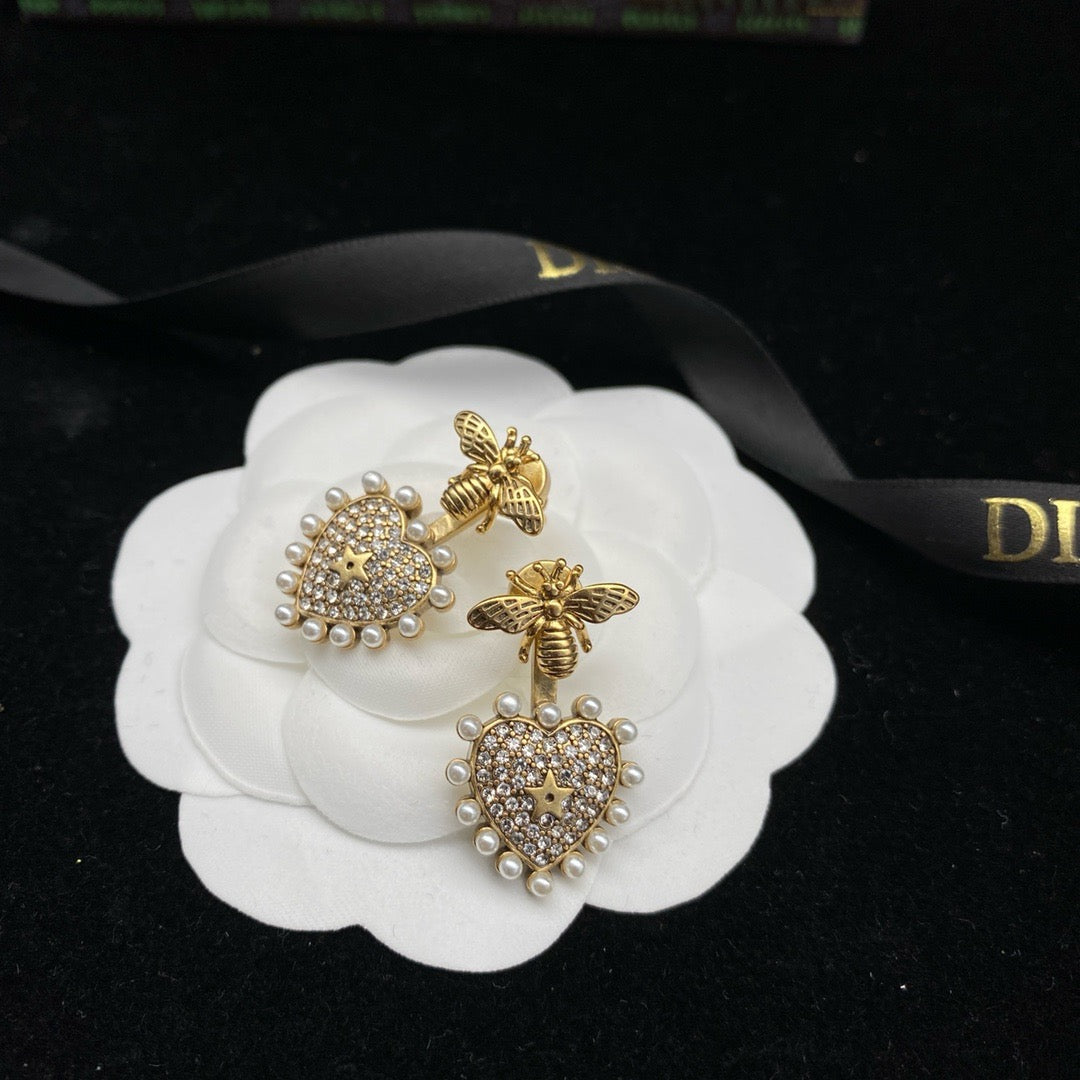 Dio little bee earrings
