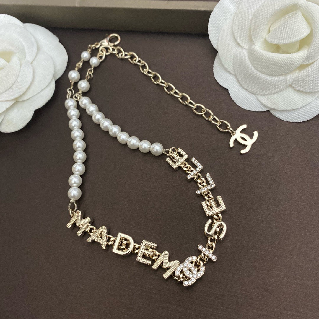 Cici letter vintage pearl necklace