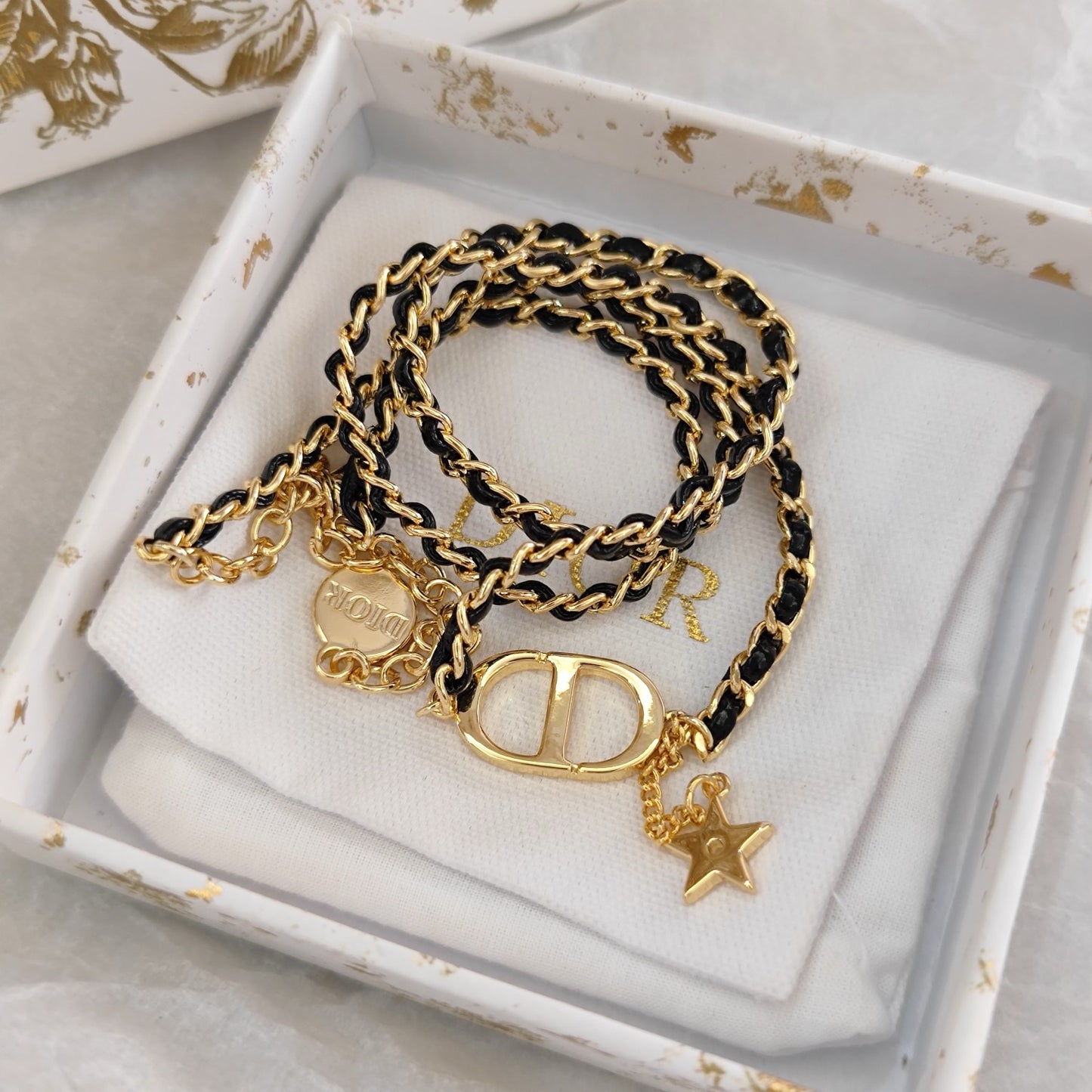 CD Midnight Metal Necklace