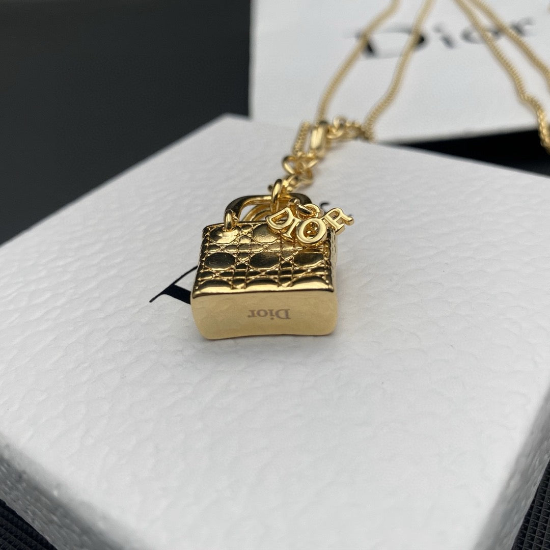 CD Convertible Chain Necklace & Waist /Sweater Chain