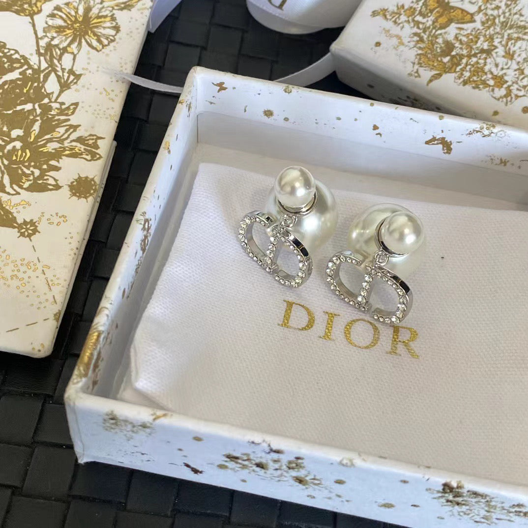 Dio cd pearl earrings