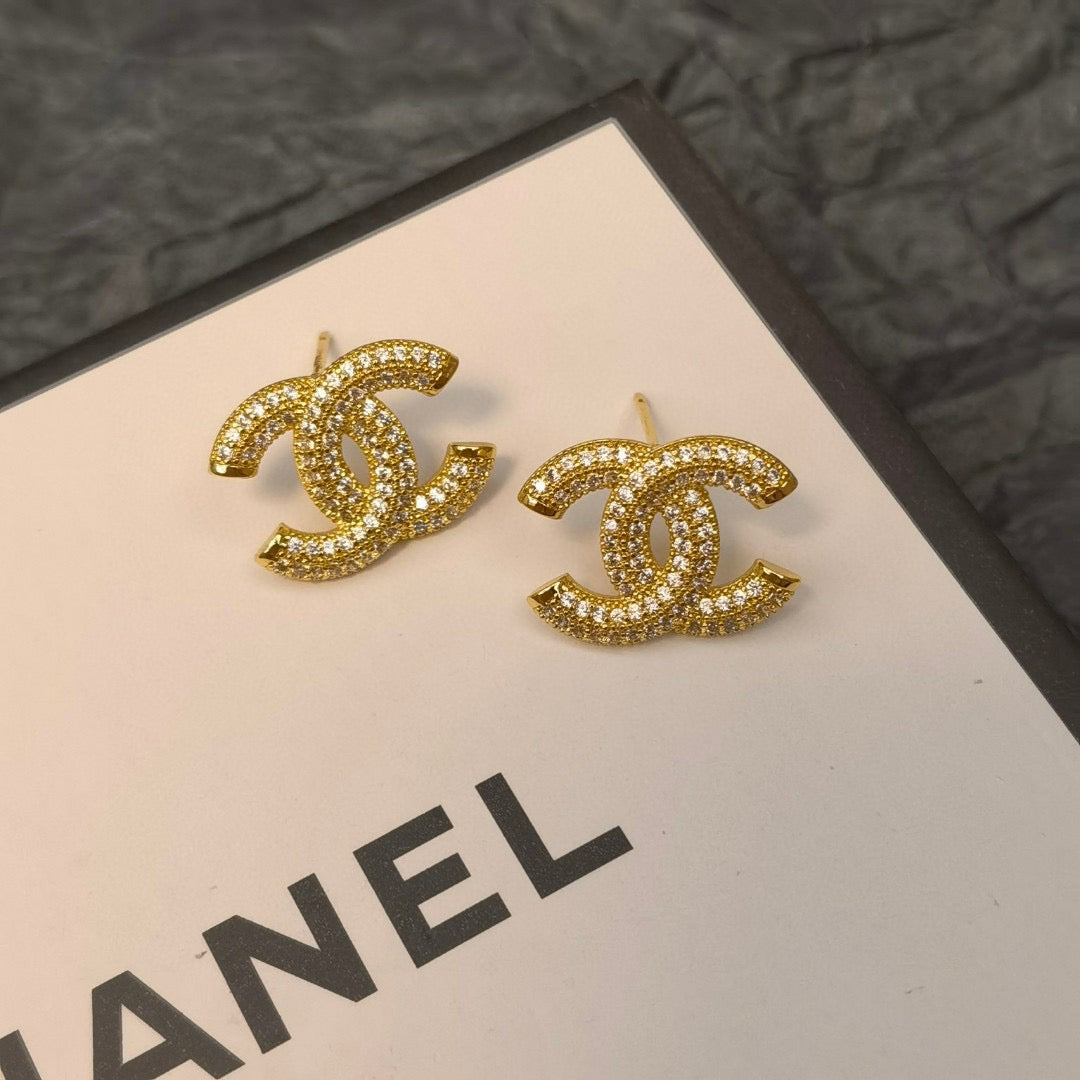 CC mini earrings