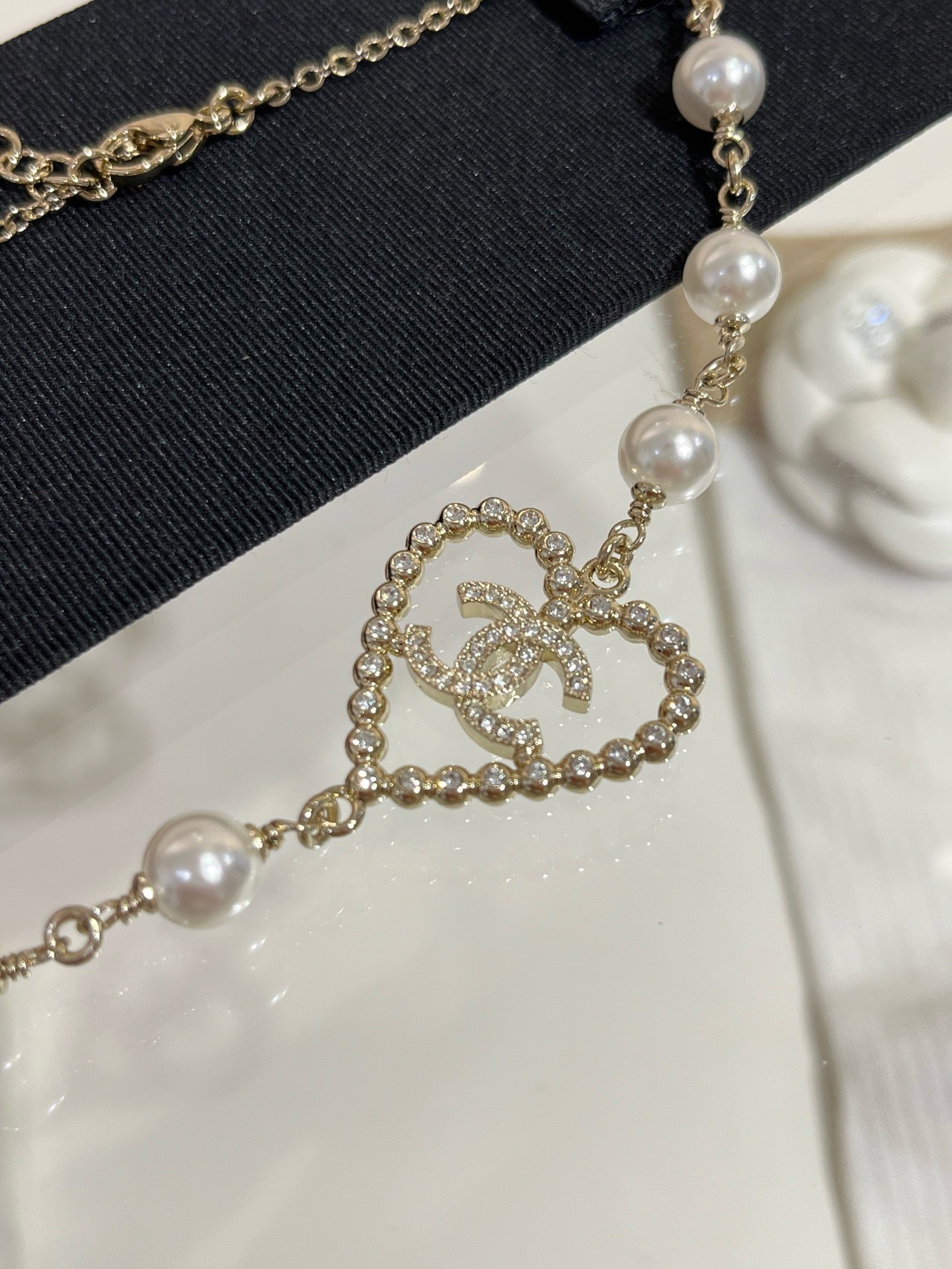 Chunky heart necklace