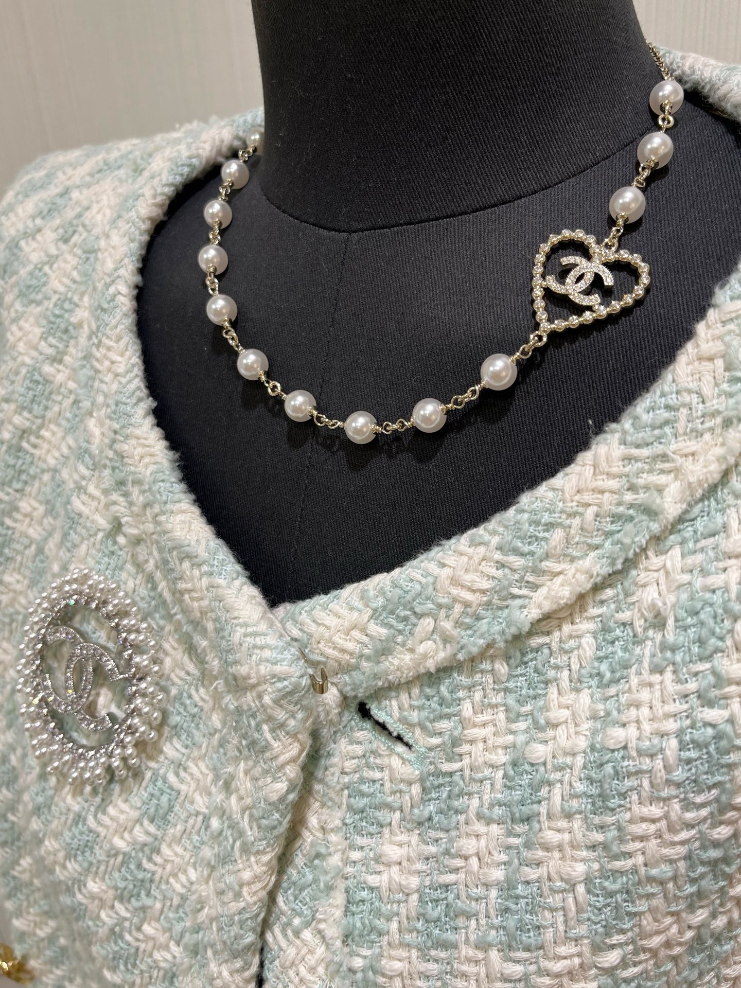 Chunky heart necklace