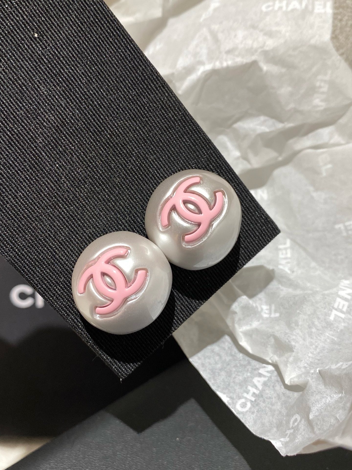 COCO Minimal Pigeon Egg Studs