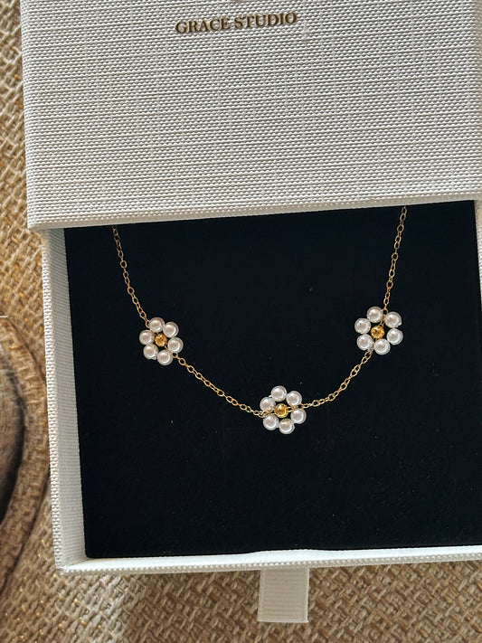 Spring Blossom Daisy Necklace