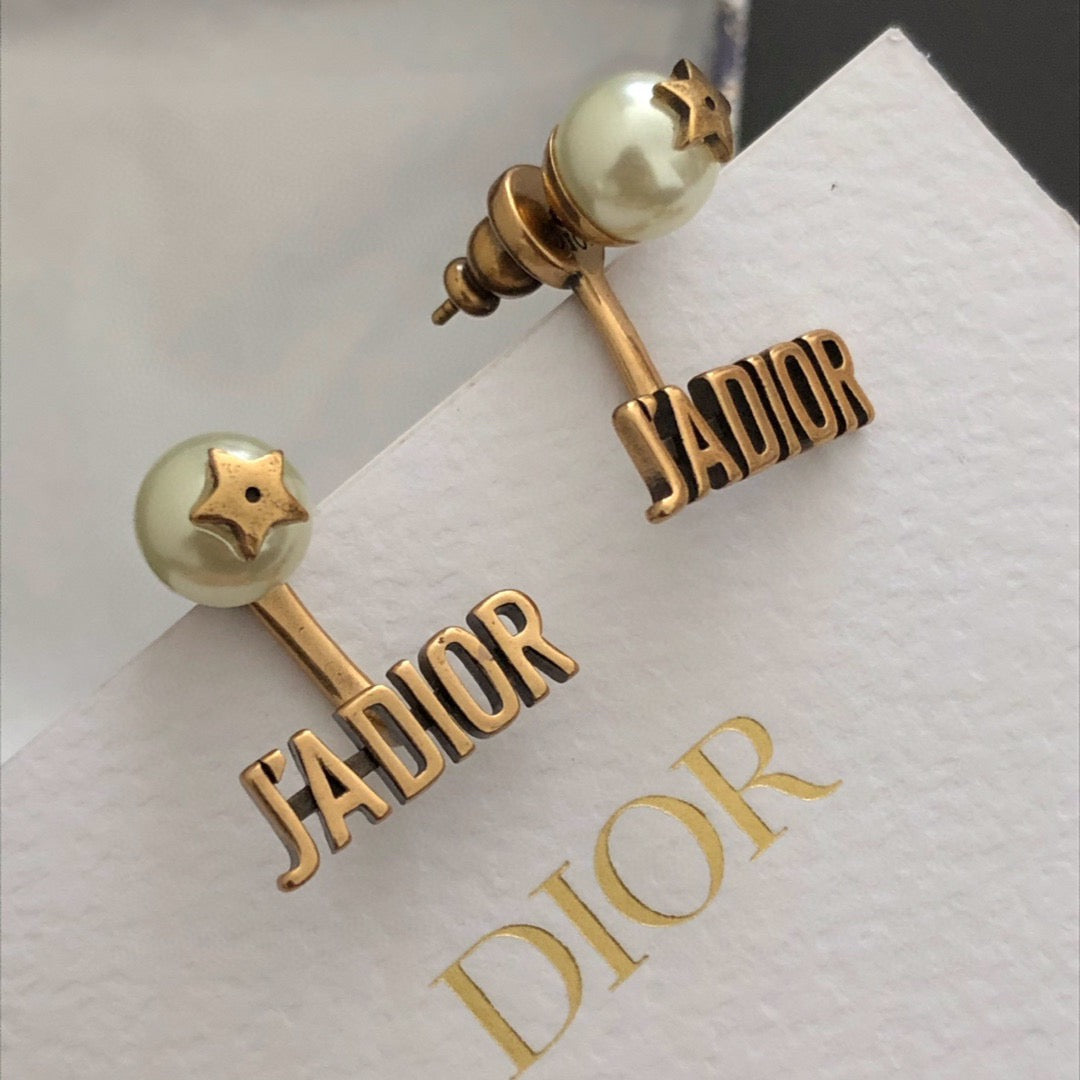 Dio Pearl earrings