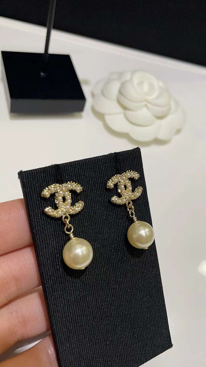 Cc princess earrings