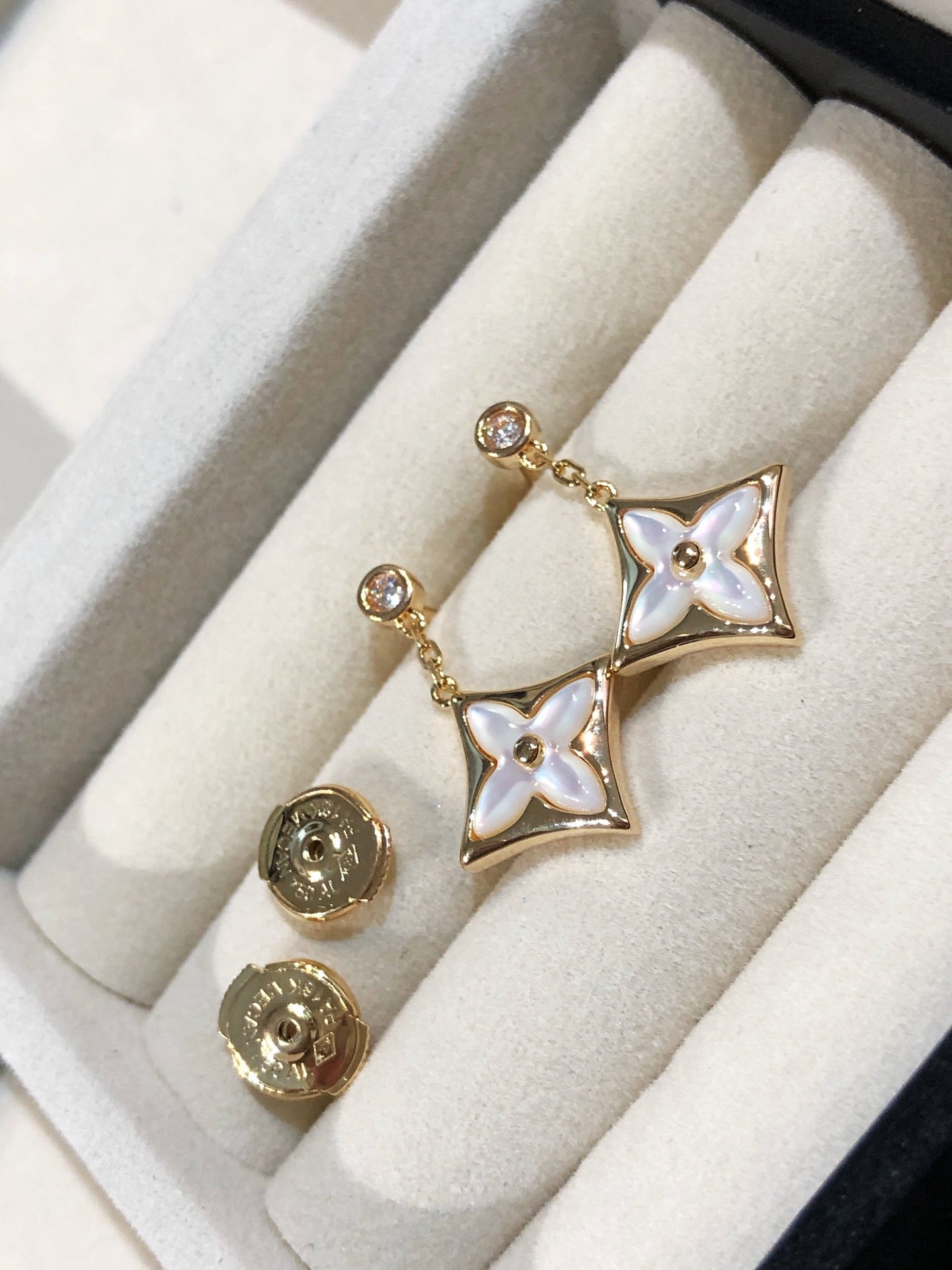 Vilu earrings