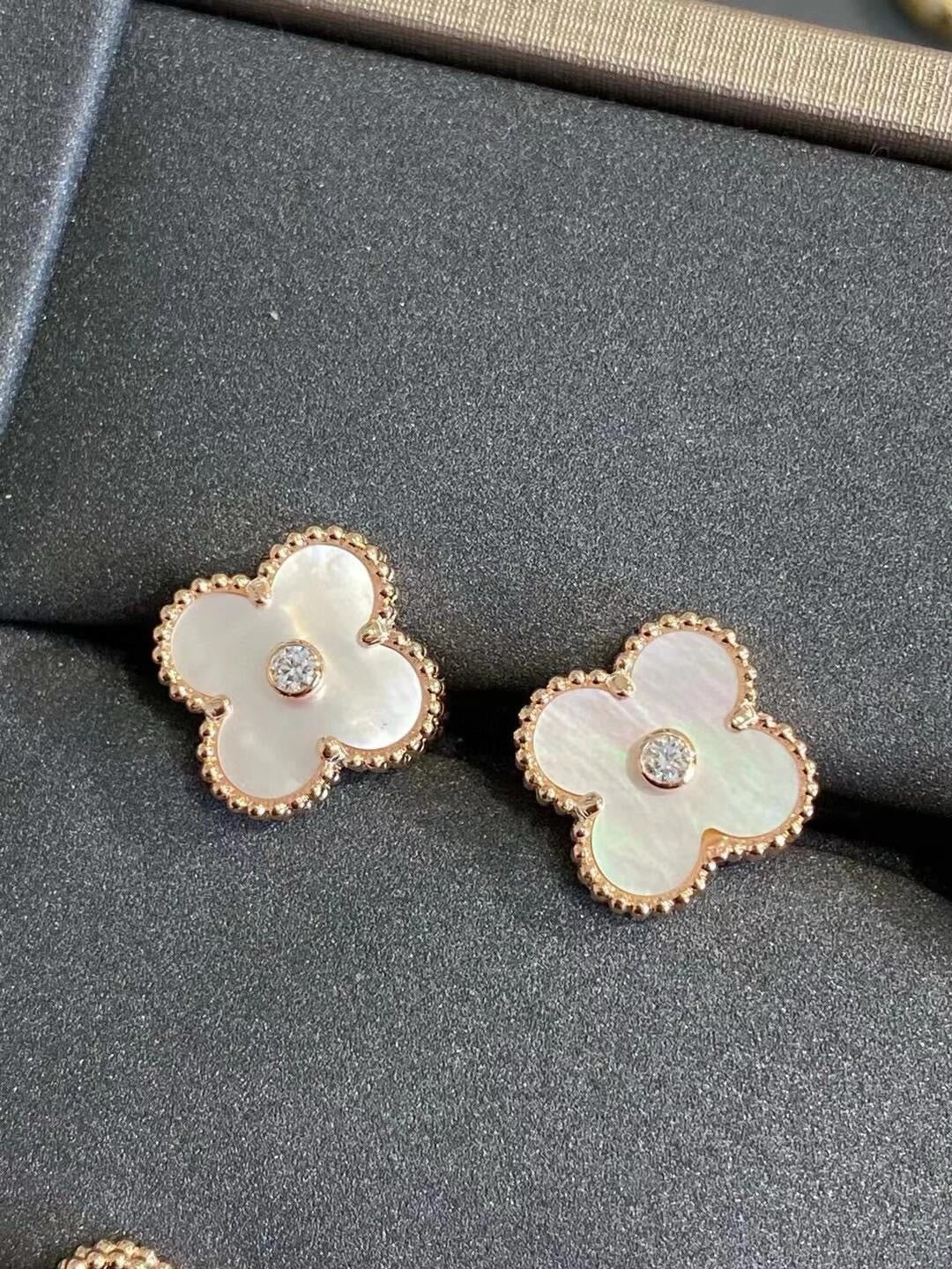 Clover earrings