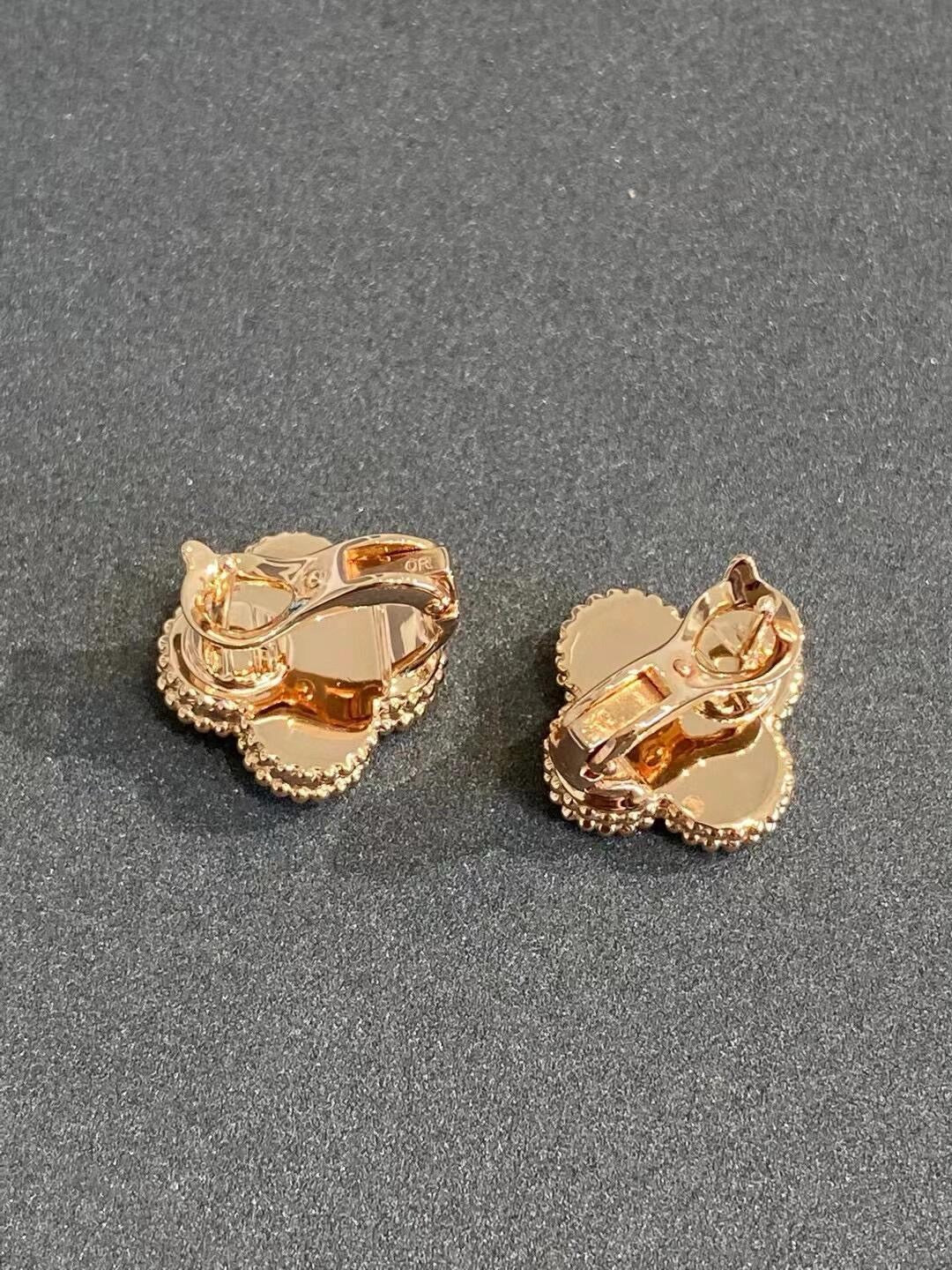 Clover earrings