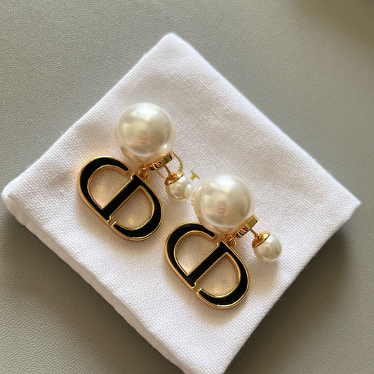 Ciany Pearl earrings