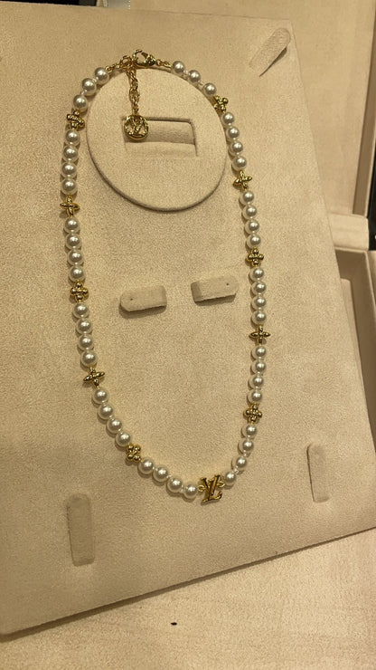 Luvi  pearl necklace