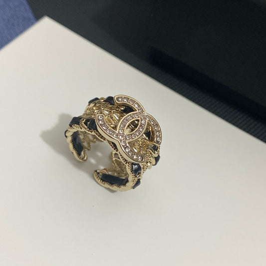 Cyana Crystal ring