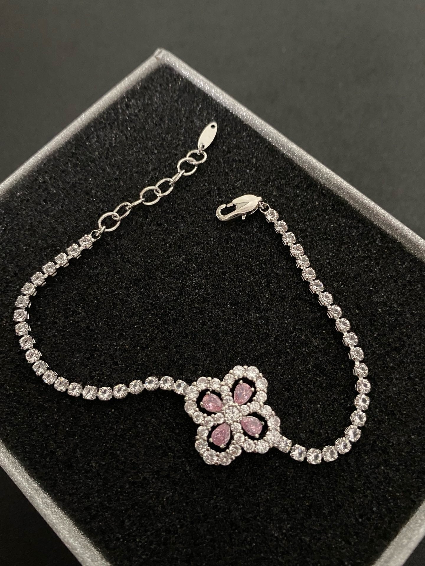 Clover & Crystal Bracelet