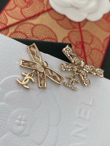 Sparkling Bow Earrings