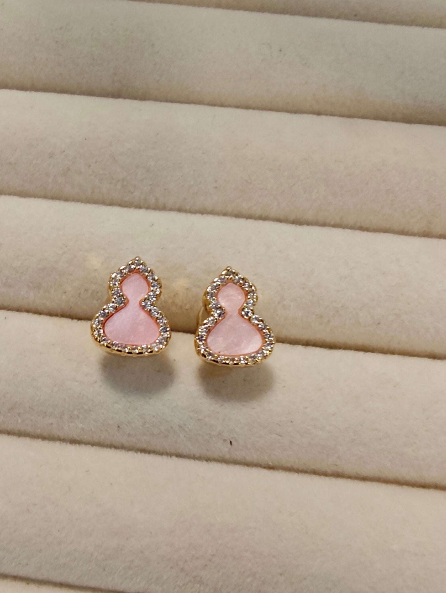 Gourd Delicate Earrings