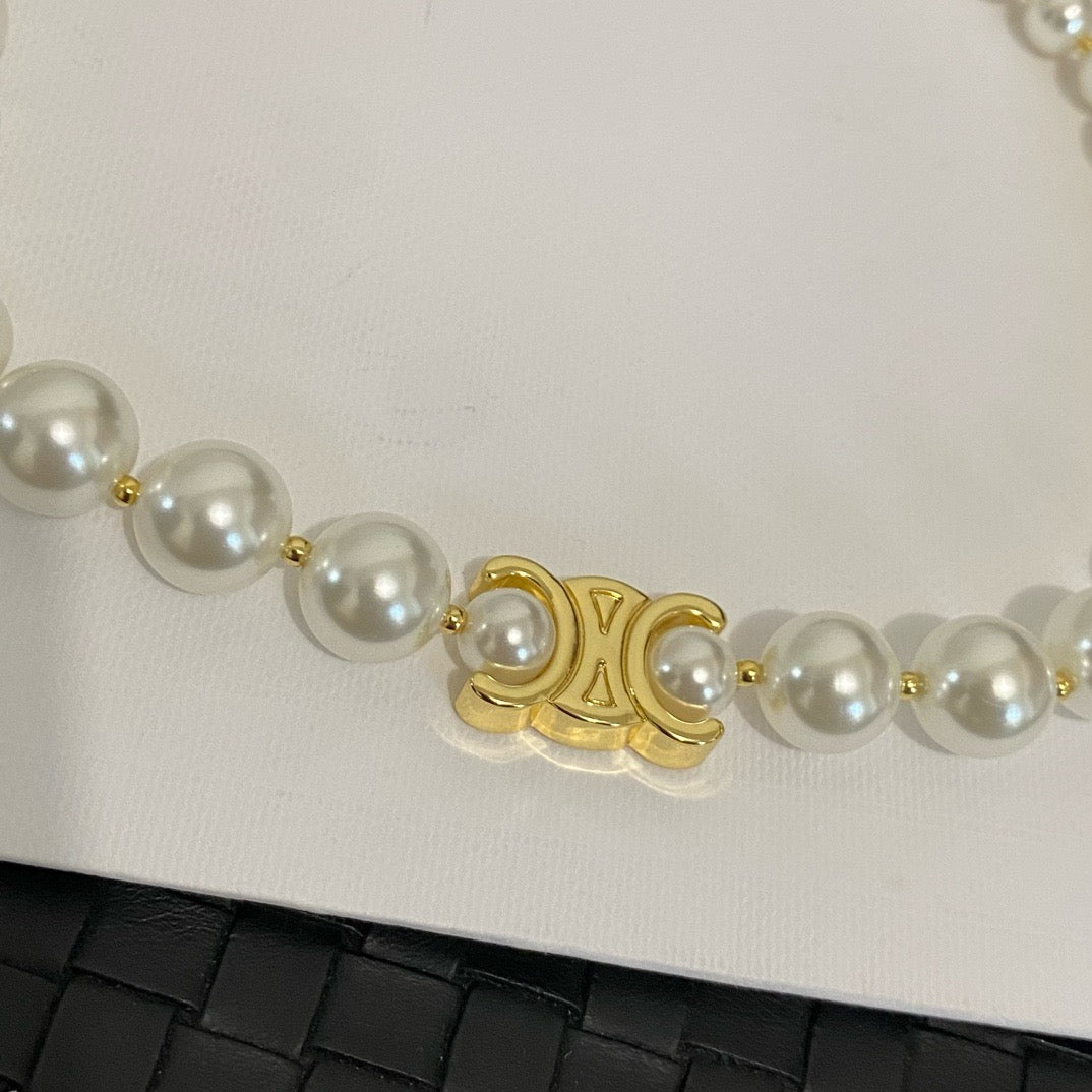 Serin Pearl Necklace
