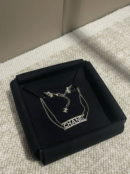 CC logo choker