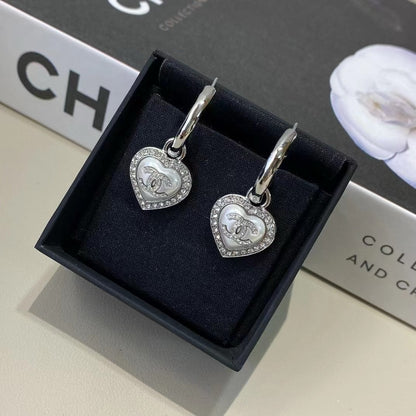 Amelia Heart earrings