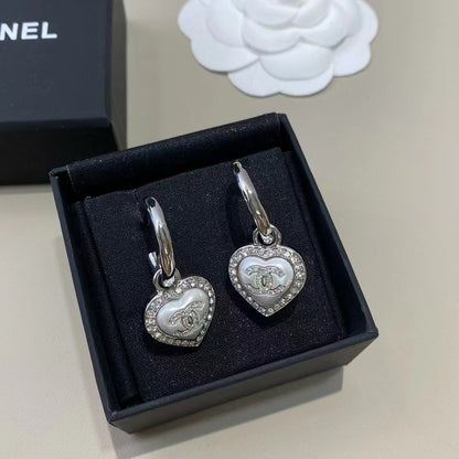 Amelia Heart earrings