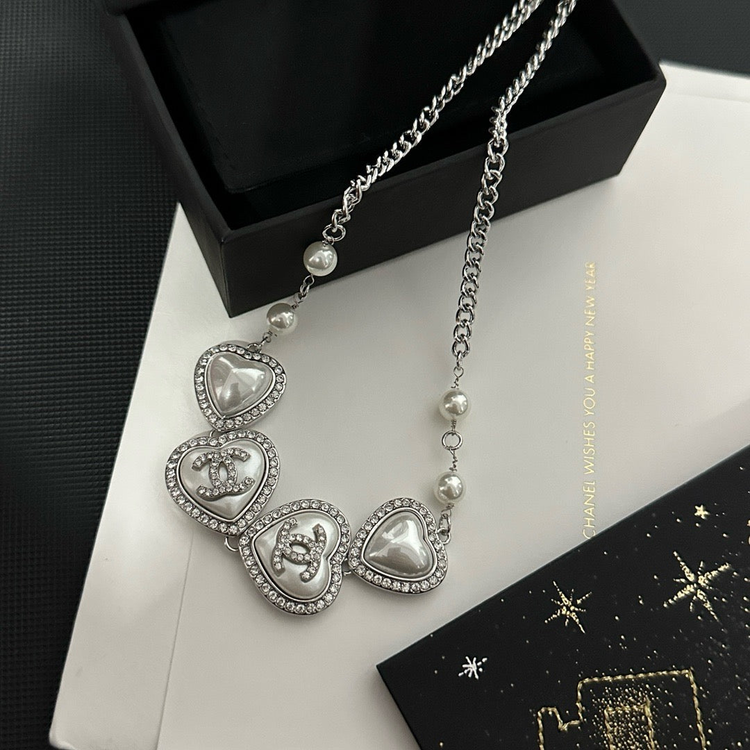 CC luv heart necklace