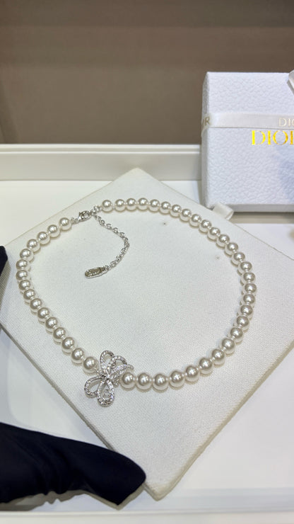 CD Pearl Bow Romance Necklace