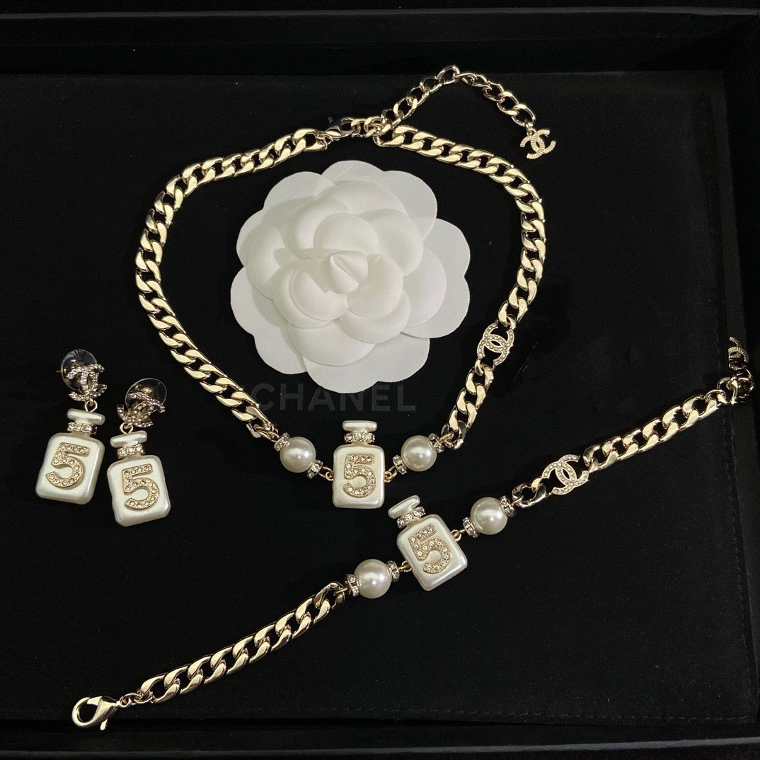 Cici N5 Perfume Box Jewelry Set