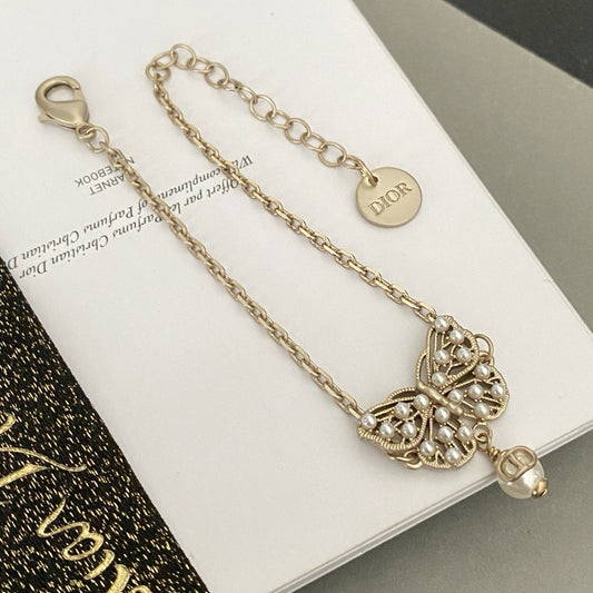 Dira butterfly bracelet