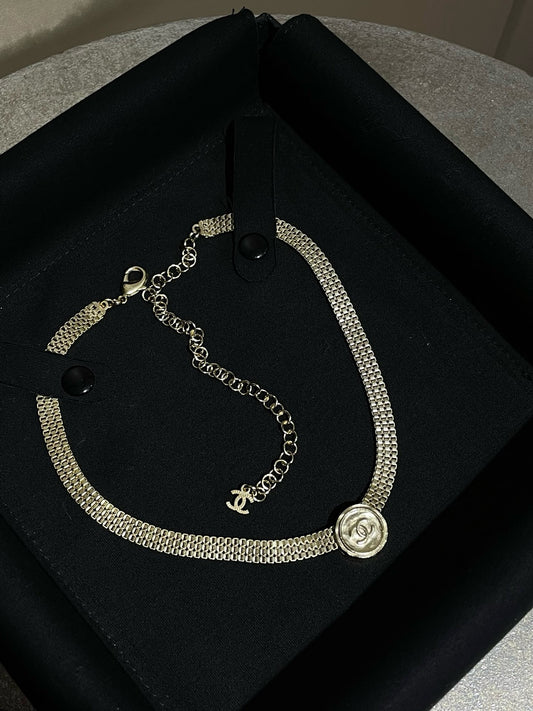Coralie vintage necklace