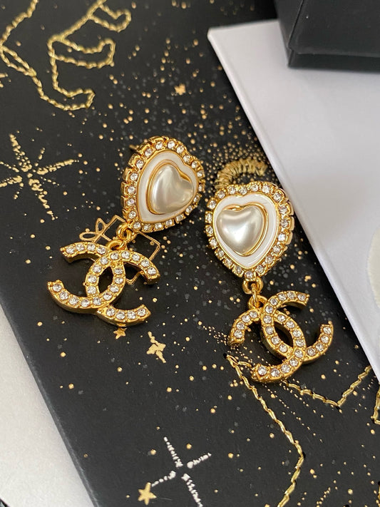 Vintage Cc heart earrings