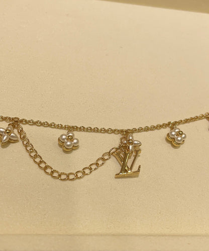 Luies V bracelet