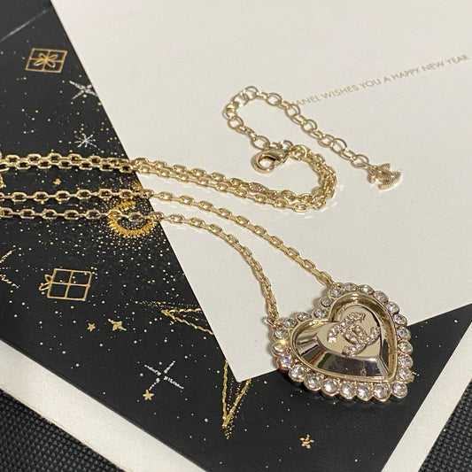 Coco golden heart necklace