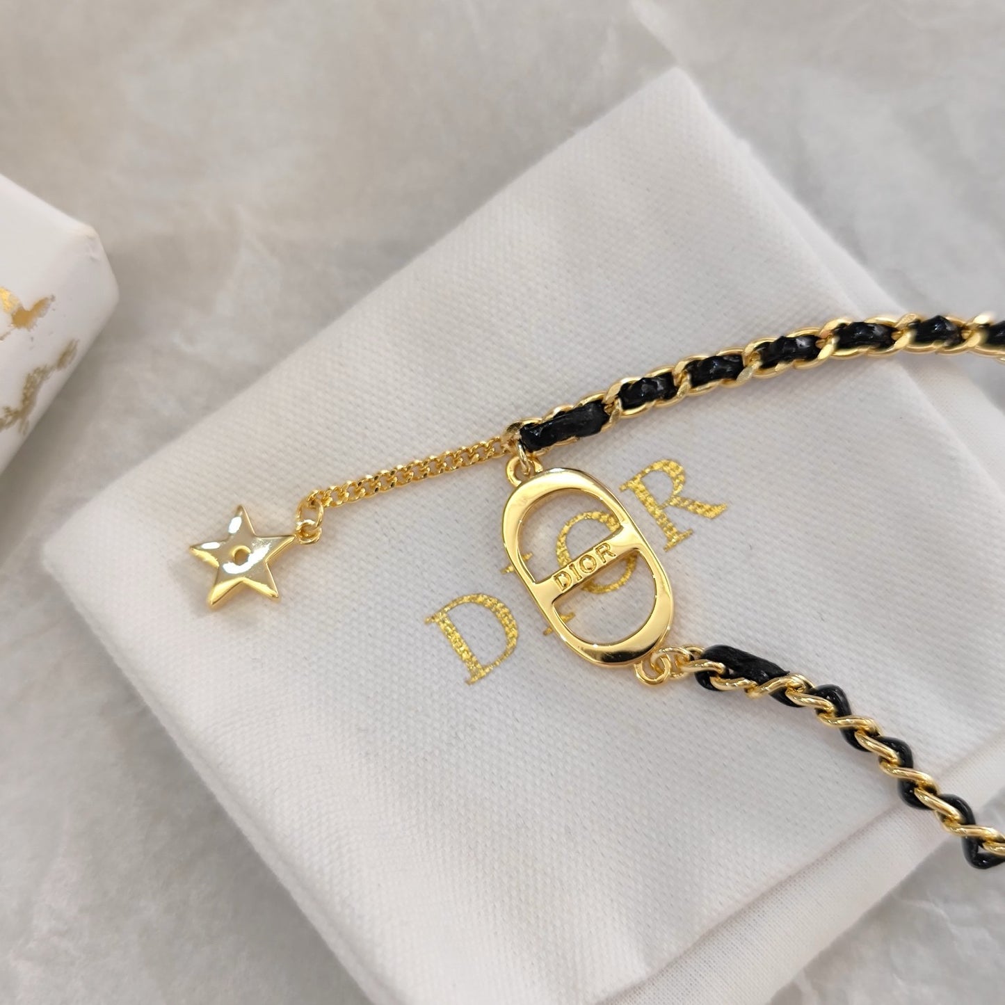 CD Midnight Metal Necklace