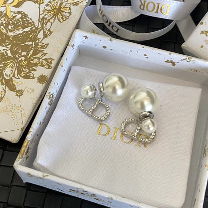 Dio cd pearl earrings