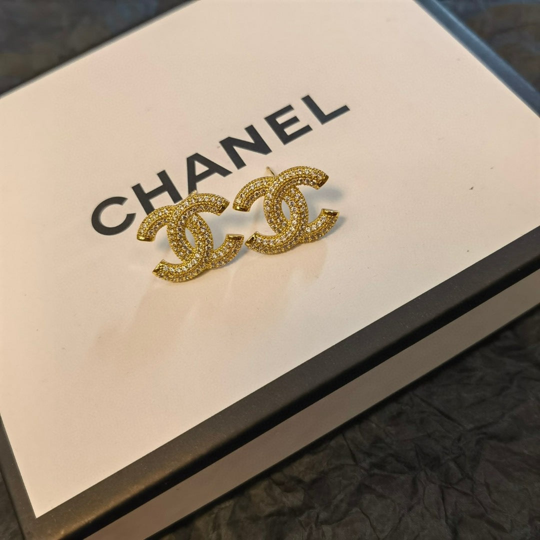CC mini earrings