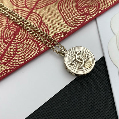 Mary gold necklace