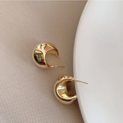 Mini hoop earrings