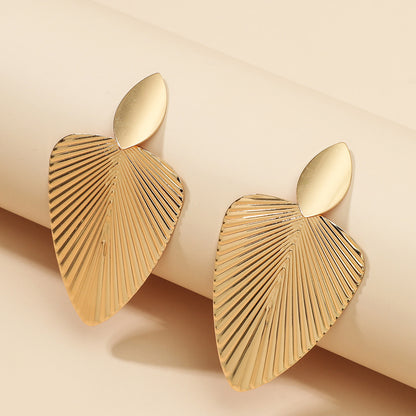Leaf earrings