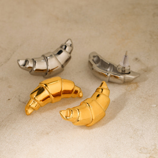 Croissant earring