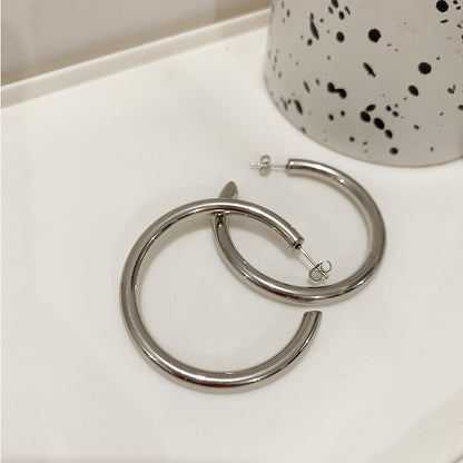 Classics hoops earrings